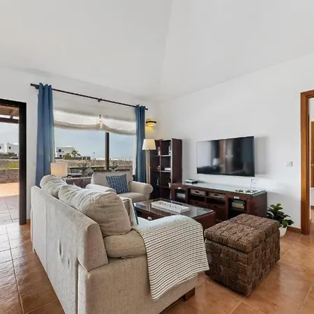 Villa Lanzarote 3 Islands - Pool Heated *